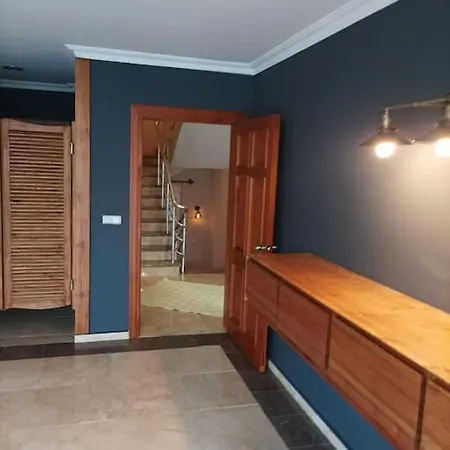 Szálloda Modern House In Perfect Location 4*